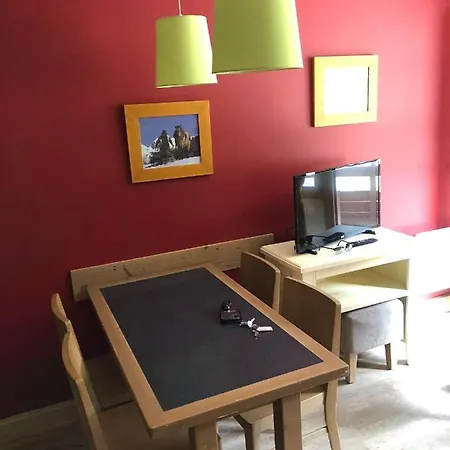 T1 La Tania Skis Aux Pieds Apartment *